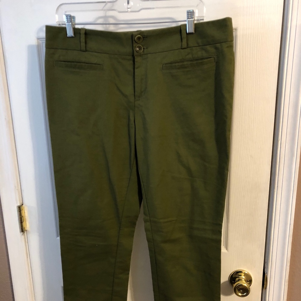 Olive green chino ankle pant